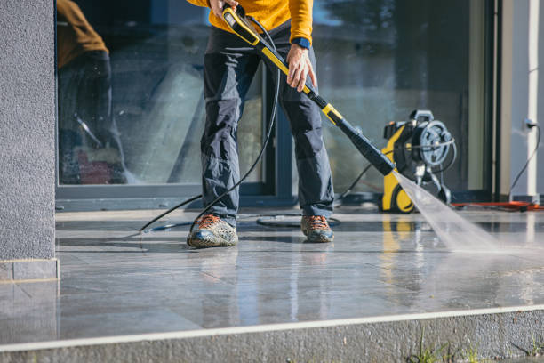 Lake Mills, WI Pressure Washing Company